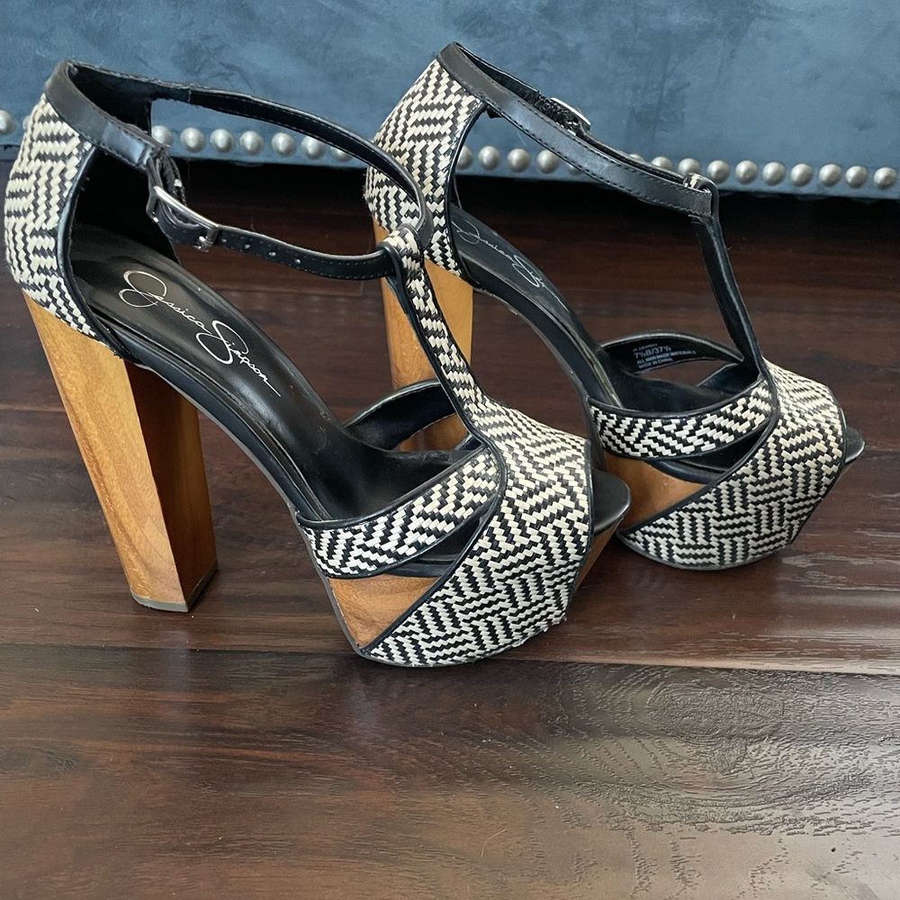 Jessica Simpson Dany Heels